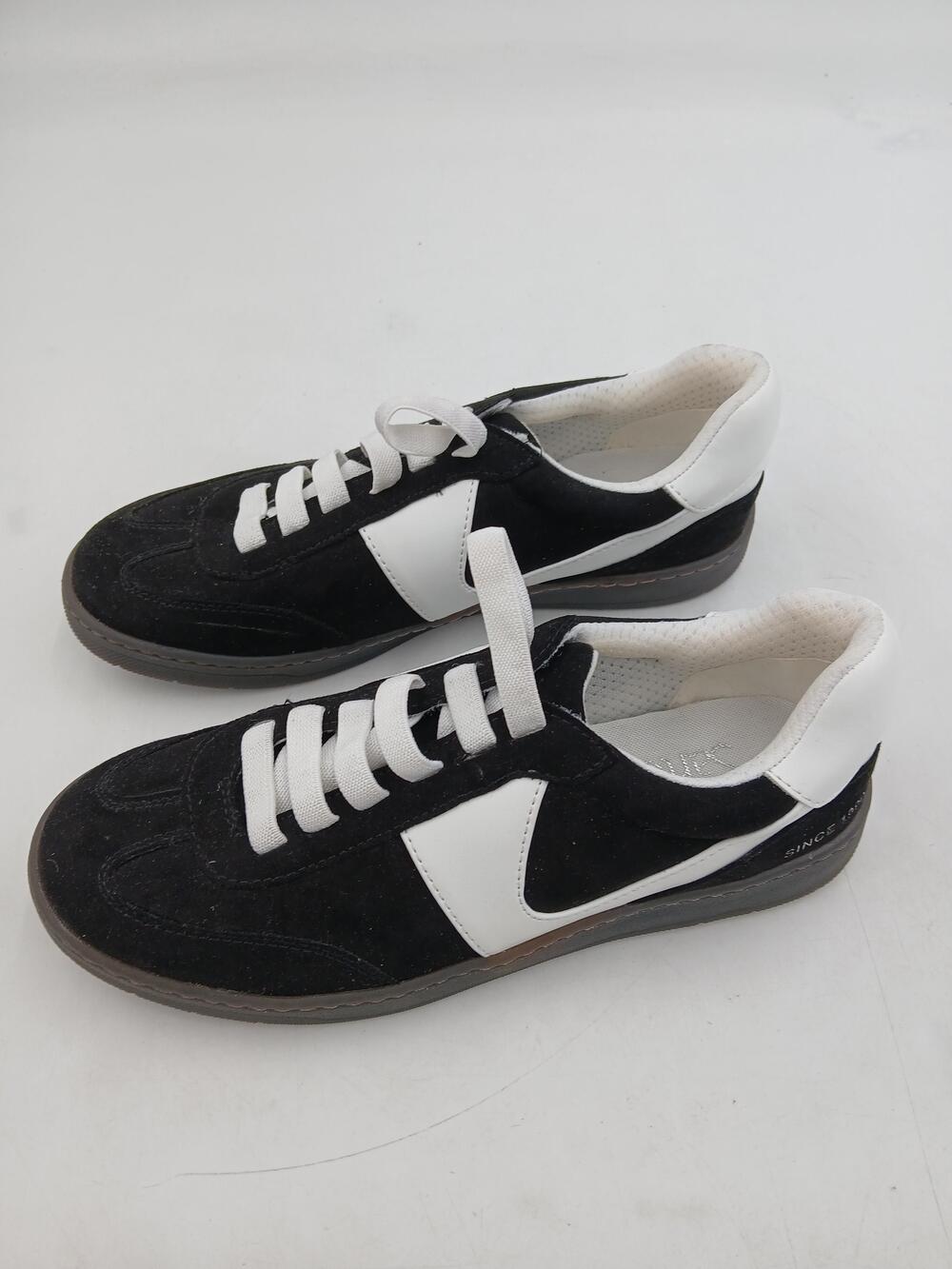 Franco Sarto Shoes Womens Size 7 Black White Lace Up Low Top Sneakers Casual